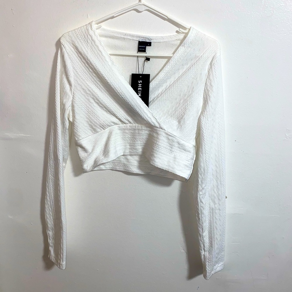SHEIN White Crop Top